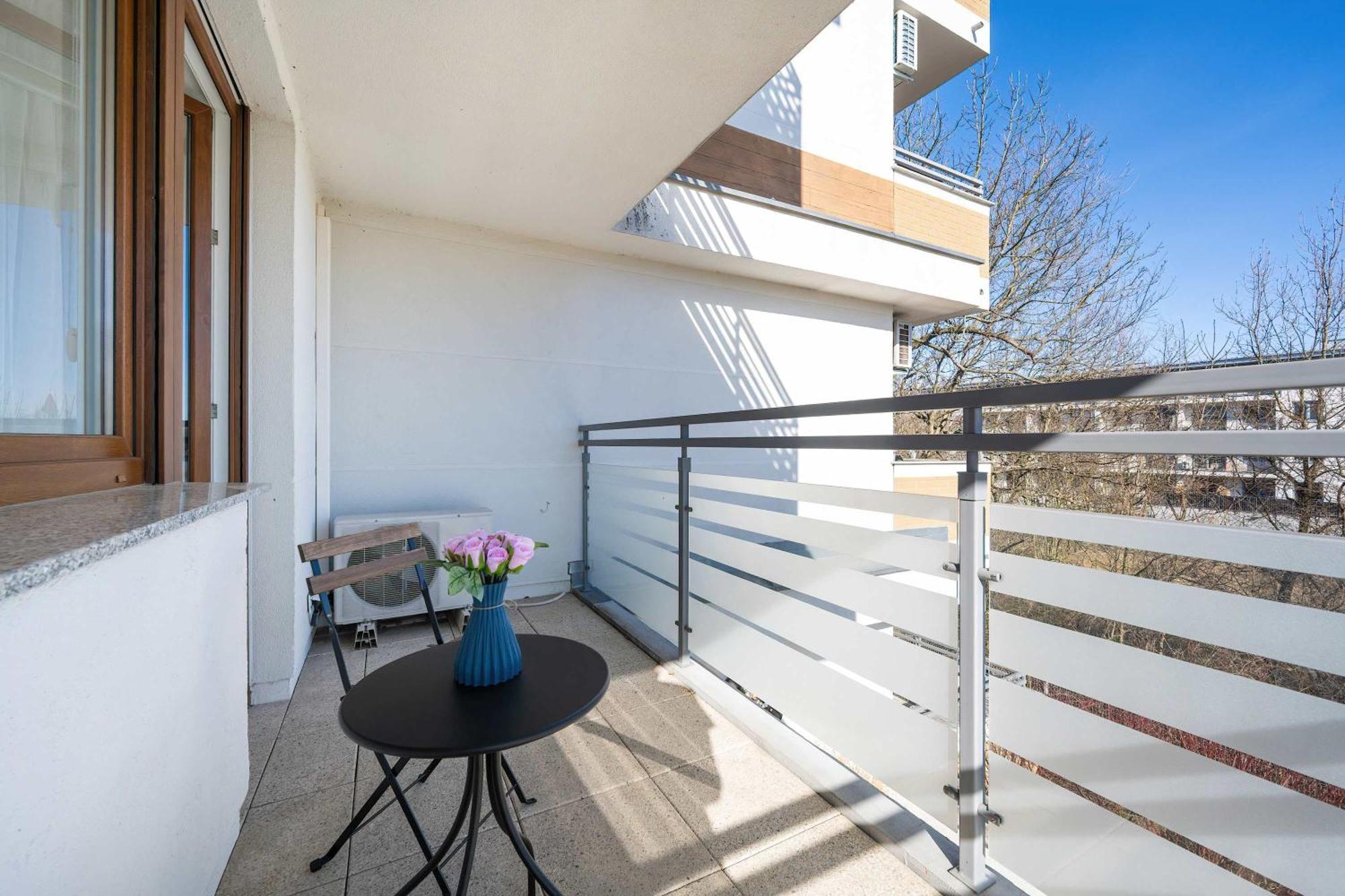 Apartament Wyjatkowy Z Parkingiem By Renters