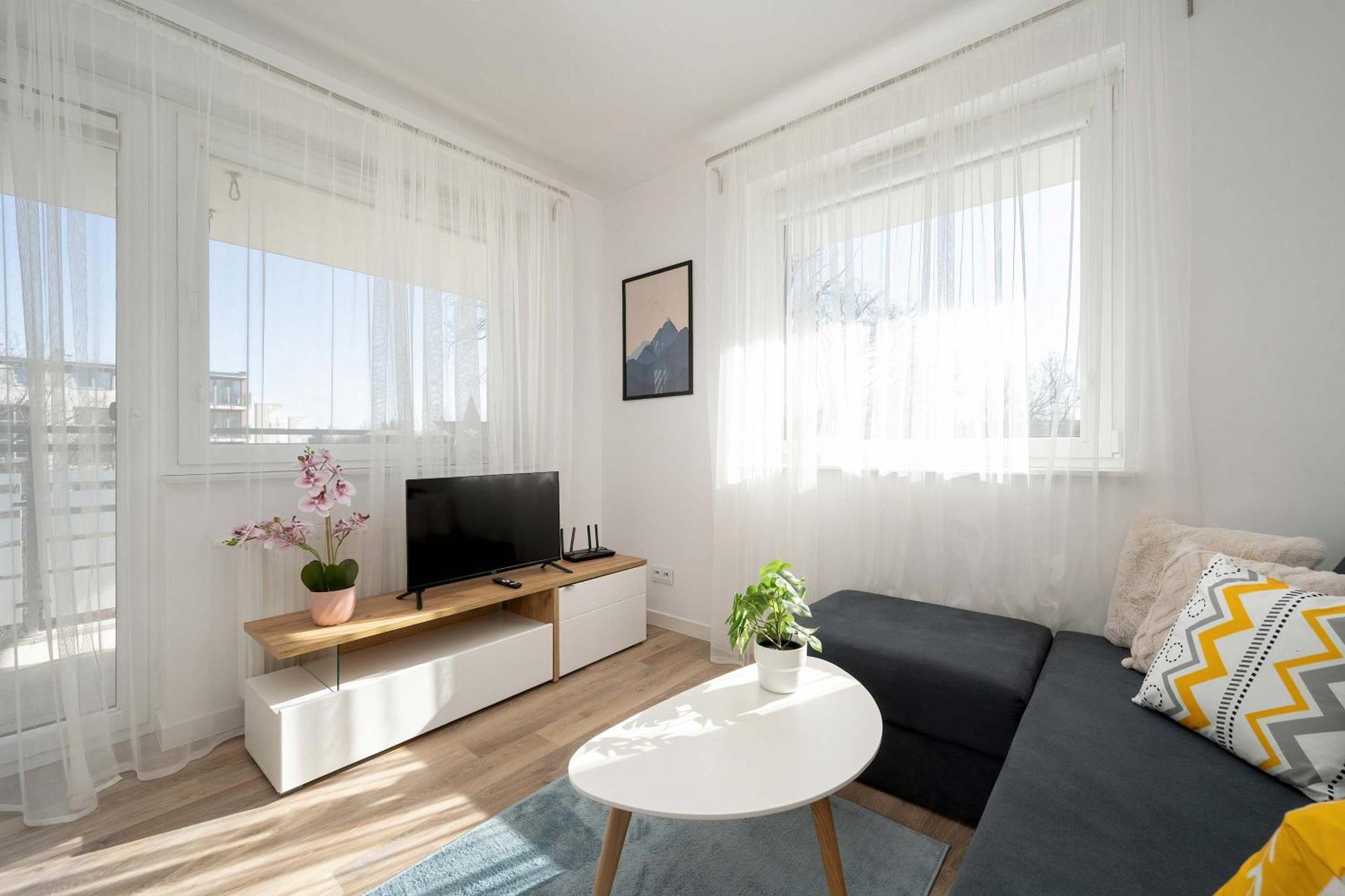 Wyjatkowy Z Parkingiem By Renters Apartament *